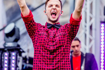 KetnetBand & Slongs Dievanongs @ Grote Markt Antwerpen, picture 10, photographed by Elke Briers - FrontView Magazine