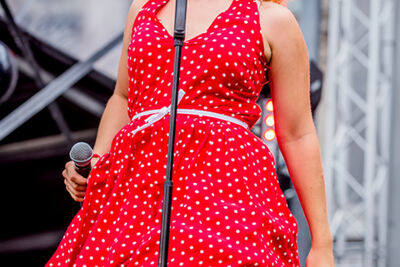 KetnetBand & Slongs Dievanongs @ Grote Markt Antwerpen, picture 15, photographed by Elke Briers - FrontView Magazine