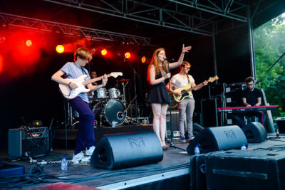 Billie Leyers @ Palm Parkies Kapellen, picture 4, photographed by FrontView Magazine