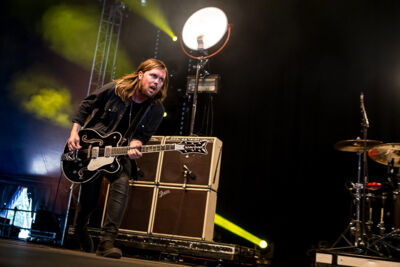 Band Of Skulls @ Dour 2014, picture 11, photographed by Dorien Goetschalckx - FrontView Magazine