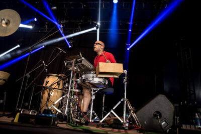 Fùgù Mango @ Dour 2014, picture 9, photographed by Dorien Goetschalckx - FrontView Magazine