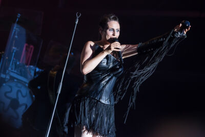 Within Temptation @ Dour 2014, foto 13, foto's door Dorien Goetschalckx - FrontView Magazine