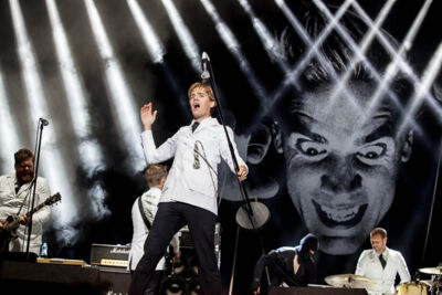 The Hives @ Dour 2014, picture 1, photographed by Dorien Goetschalckx - FrontView Magazine