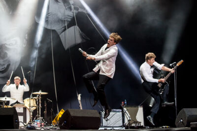 The Hives @ Dour 2014, picture 6, photographed by Dorien Goetschalckx - FrontView Magazine