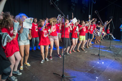 Vlaanderen zingt 2014 @ Gentse Feesten - Sint Baafsplein, picture 10, photographed by Dimitri Vanlommel - FrontView Magazine