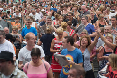 Vlaanderen zingt 2014 @ Gentse Feesten - Sint Baafsplein, picture 11, photographed by Dimitri Vanlommel - FrontView Magazine