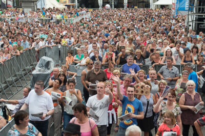 Vlaanderen zingt 2014 @ Gentse Feesten - Sint Baafsplein, picture 25, photographed by Dimitri Vanlommel - FrontView Magazine