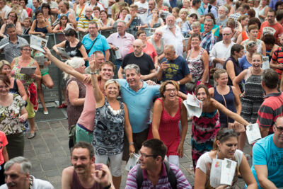 Vlaanderen zingt 2014 @ Gentse Feesten - Sint Baafsplein, picture 26, photographed by Dimitri Vanlommel - FrontView Magazine