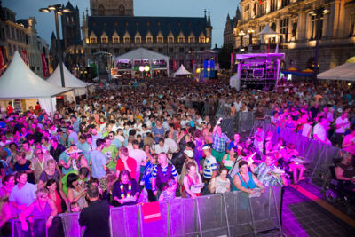 Vlaanderen zingt 2014 @ Gentse Feesten - Sint Baafsplein, picture 74, photographed by Dimitri Vanlommel - FrontView Magazine