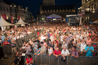 Vlaanderen zingt 2014 @ Gentse Feesten - Sint Baafsplein, picture 104, photographed by Dimitri Vanlommel - FrontView Magazine