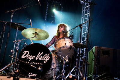 Deap Vally @ Dour 2014, picture 2, photographed by Dorien Goetschalckx - FrontView Magazine