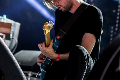 Bombay Show Pig @ Dour 2014, picture 8, photographed by Dorien Goetschalckx - FrontView Magazine