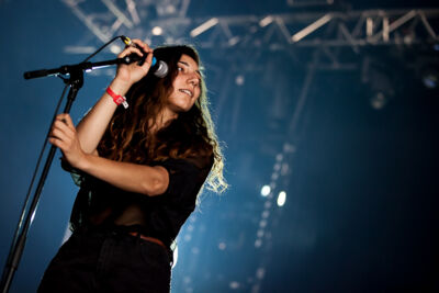 Intergalactic Lovers @ Dour 2014, picture 3, photographed by Dorien Goetschalckx - FrontView Magazine