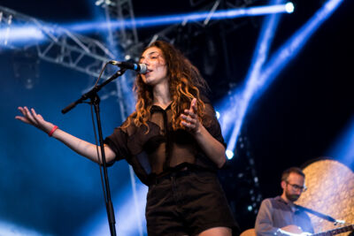 Intergalactic Lovers @ Dour 2014, picture 9, photographed by Dorien Goetschalckx - FrontView Magazine