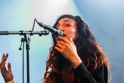 Intergalactic Lovers @ Puurs Live 2014, picture 1, photographed by Edwin Houdevelt - FrontView Magazine
