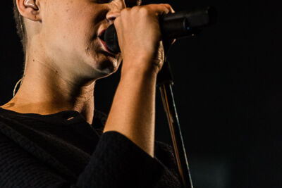 Hooverphonic @ Puurs Live 2014, picture 29, photographed by Edwin Houdevelt - FrontView Magazine