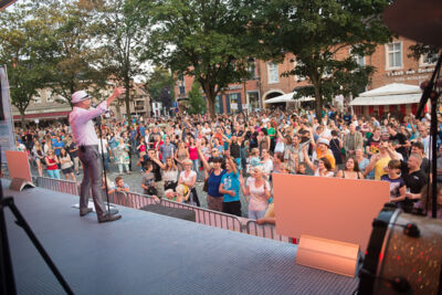 Wim Leys & @ fundum @ Vlaanderen Zingt Bornem, picture 33, photographed by Dimitri Vanlommel - FrontView Magazine