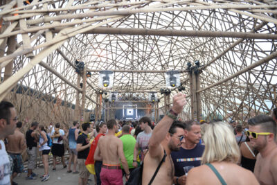 Tomorrowland sfeerbeelden & publieksfoto's 28 juni - deel 1, picture 82, photographed by Youri Vanlommel - FrontView Magazine