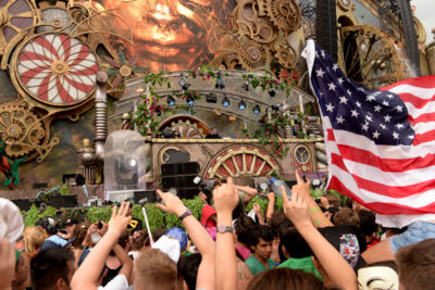 Tomorrowland sfeerbeelden & publieksfoto's 28 juni - deel 1, picture 111, photographed by Youri Vanlommel - FrontView Magazine
