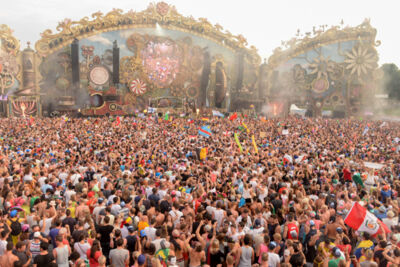 Tomorrowland sfeerbeelden & publieksfoto's 28 juni - deel 2, picture 18, photographed by Youri Vanlommel - FrontView Magazine