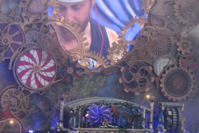 Tomorrowland sfeerbeelden & publieksfoto's 28 juni - deel 2, picture 27, photographed by Youri Vanlommel - FrontView Magazine