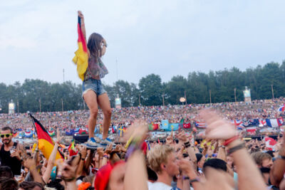Tomorrowland sfeerbeelden & publieksfoto's 28 juni - deel 2, picture 47, photographed by Youri Vanlommel - FrontView Magazine