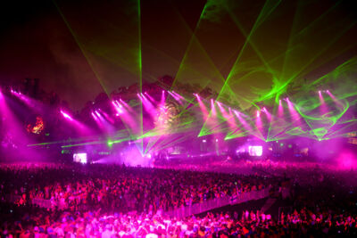 Tomorrowland sfeerbeelden & publieksfoto's 28 juni - deel 2, picture 104, photographed by Youri Vanlommel - FrontView Magazine