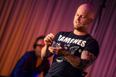 Marco Roelofs @ M-idzomer 2014, picture 8, photographed by Elke Briers - FrontView Magazine