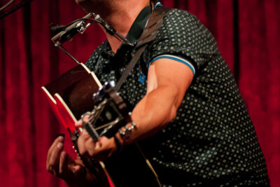 Joost Zweegers Solo @ Dranouter 2014, picture 16, photographed by Devid Camerlynck - FrontView Magazine