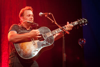 Joost Zweegers Solo @ Dranouter 2014, picture 19, photographed by Devid Camerlynck - FrontView Magazine