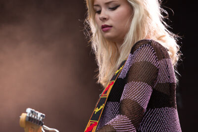 Nina Nesbitt @ Suikerrock 2014, picture 3, photographed by Koen Rondelez - FrontView Magazine