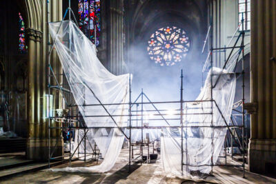 Setbezoek verfilming: "Black" @ Gésukerk St.-Joost-ten-Node, picture 53, photographed by Guy Danneels - FrontView Magazine