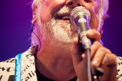 Urbanus & De Fanfaar @ Dranouter 2014, picture 19, photographed by Devid Camerlynck - FrontView Magazine