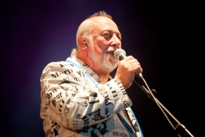 Urbanus & De Fanfaar @ Dranouter 2014, picture 26, photographed by Devid Camerlynck - FrontView Magazine