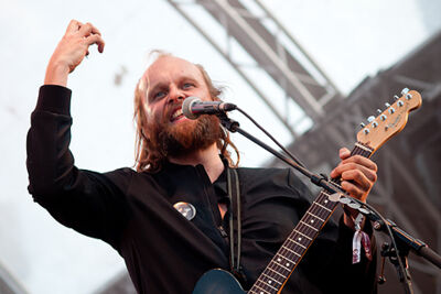 Admiral Freebee @ Ronquières Festival 2014, picture 2, photographed by Magali Decamps - FrontView Magazine