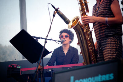 Admiral Freebee @ Ronquières Festival 2014, picture 4, photographed by Magali Decamps - FrontView Magazine
