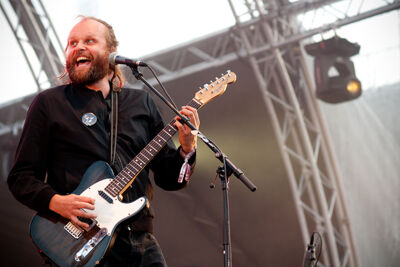 Admiral Freebee @ Ronquières Festival 2014, picture 11, photographed by Magali Decamps - FrontView Magazine