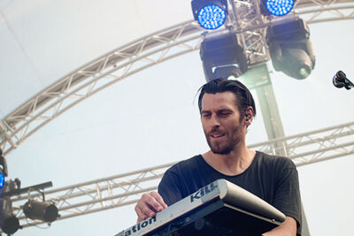 Birdpen @ Ronquières Festival 2014, picture 14, photographed by Magali Decamps - FrontView Magazine