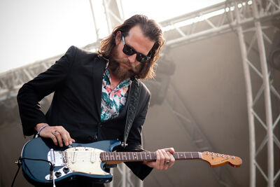 Hollysiz @ Ronquières Festival 2014, picture 8, photographed by Magali Decamps - FrontView Magazine