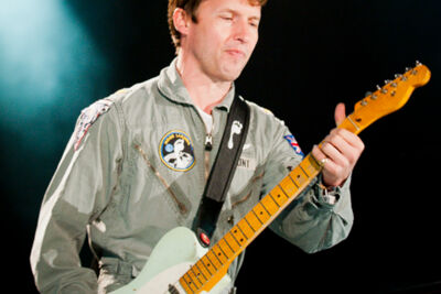James Blunt @ Dranouter 2014, picture 9, photographed by Devid Camerlynck - FrontView Magazine