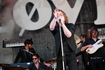 Julien Doré @ Ronquières Festival 2014, picture 12, photographed by Magali Decamps - FrontView Magazine