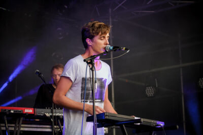 Ostyn @ M-idzomer 2014, picture 10, photographed by Tristan Herftijd - FrontView Magazine