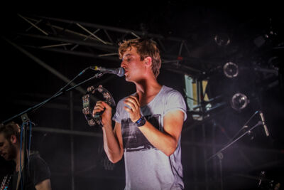 Ostyn @ M-idzomer 2014, picture 19, photographed by Tristan Herftijd - FrontView Magazine