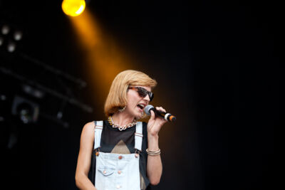 Slongs Dievanongs @ Suikerrock 2014, picture 3, photographed by Koen Rondelez - FrontView Magazine