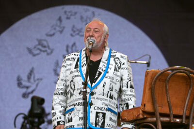 Urbanus & De Fanfaar @ Suikerrock 2014, foto 5, foto's door Koen Rondelez - FrontView Magazine