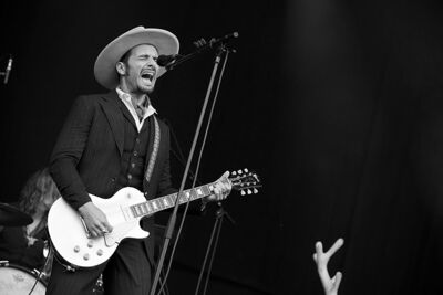 Yodelice @ Ronquières Festival 2014, picture 7, photographed by Magali Decamps - FrontView Magazine