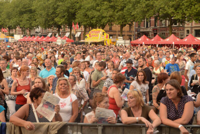 Antwerpen Zingt 2014 @ Gedempte Zuiderdokken, picture 2, photographed by Steven Stausens, Vlaanderen Zingt, Antwerpen Zingt - FrontView Magazine