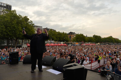 Antwerpen Zingt 2014 @ Gedempte Zuiderdokken, picture 22, photographed by Steven Stausens, Vlaanderen Zingt, Antwerpen Zingt - FrontView Magazine