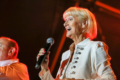 Nicole & Hugo special guest @ Antwerpen Zingt 2014, foto 17, foto's door Steven Stausens - FrontView Magazine