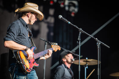 Cosmo's Foger-T @ Paal op Stelten 2014, foto 10, foto's door Elke Briers - FrontView Magazine